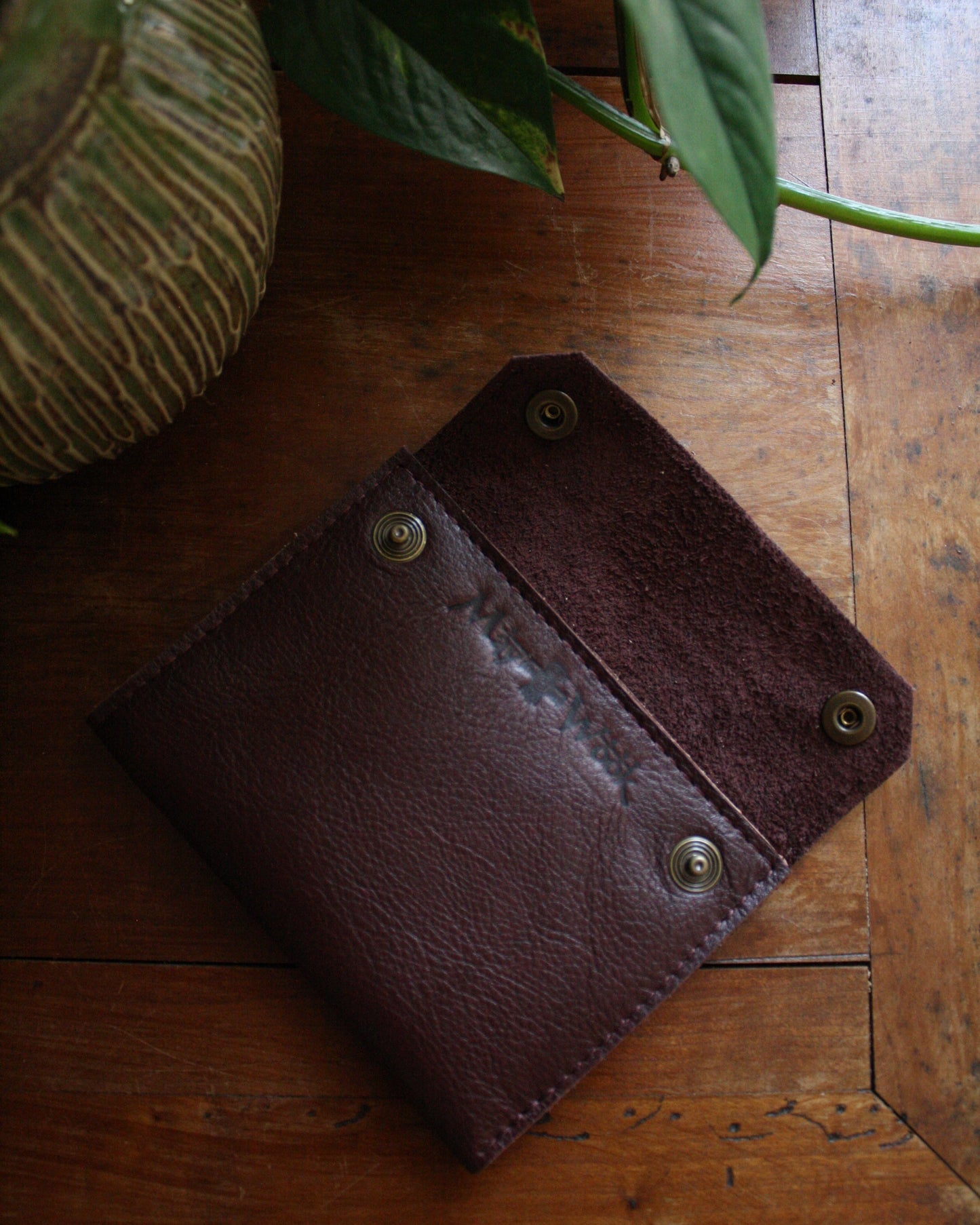 Portefeuille Alastor cuir aubergine