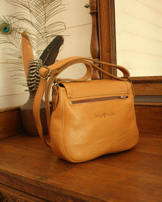 Besace Ninou en cuir camel
