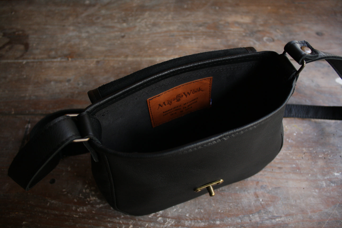 Besace Ninou en cuir noir