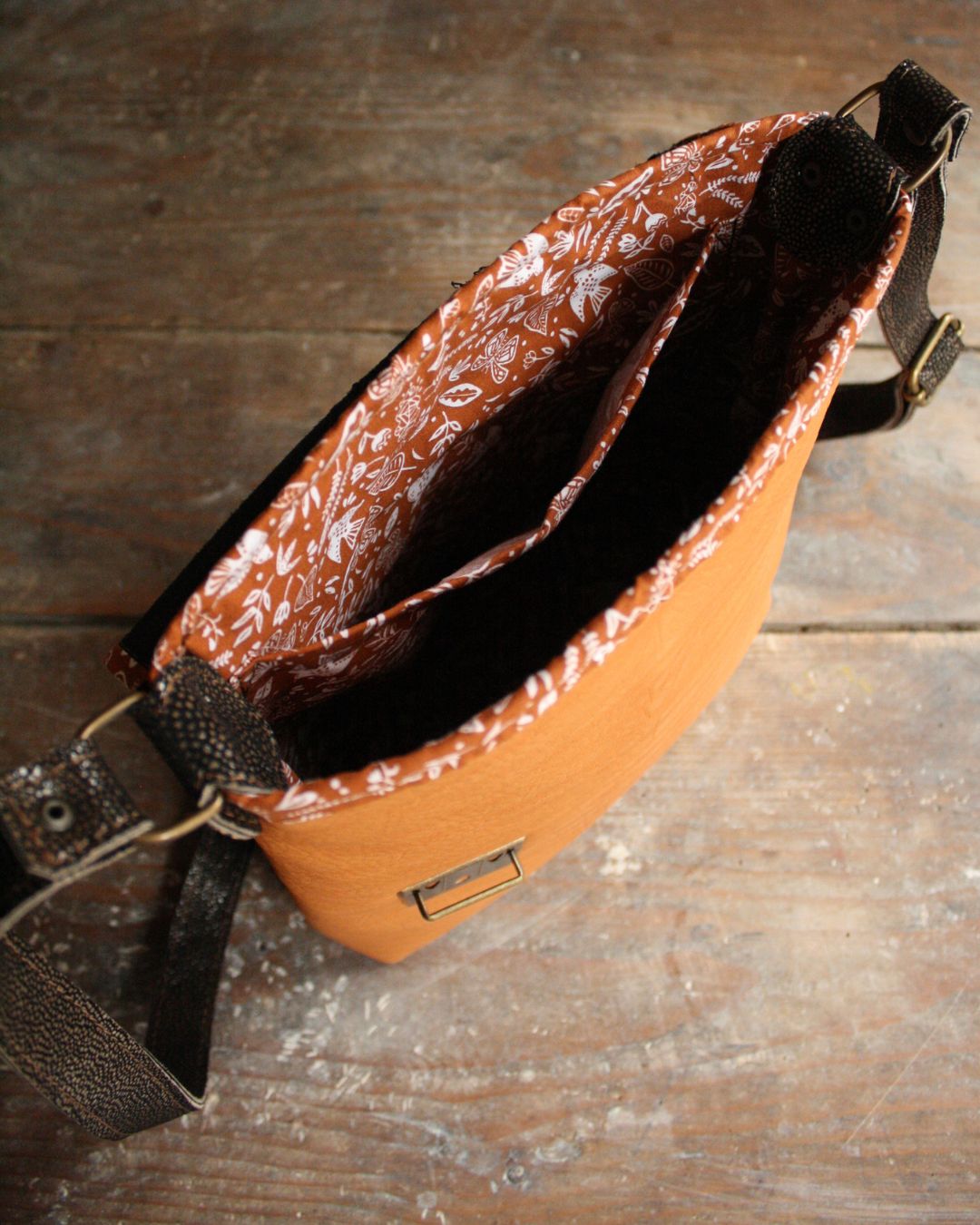 Sac Maïko en cuir naturel et galuchat