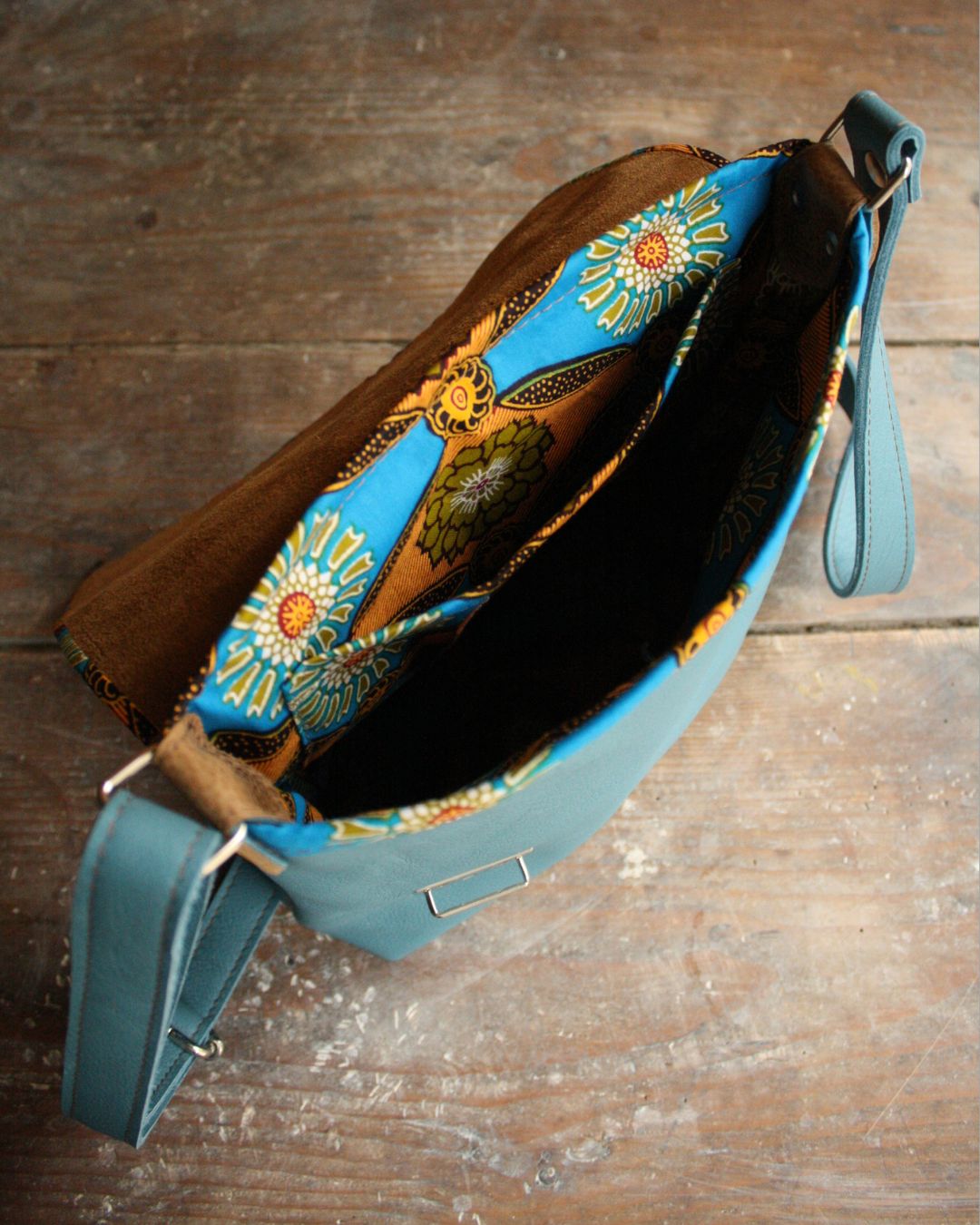 Sac Maïko en cuir bleu et marron vieilli