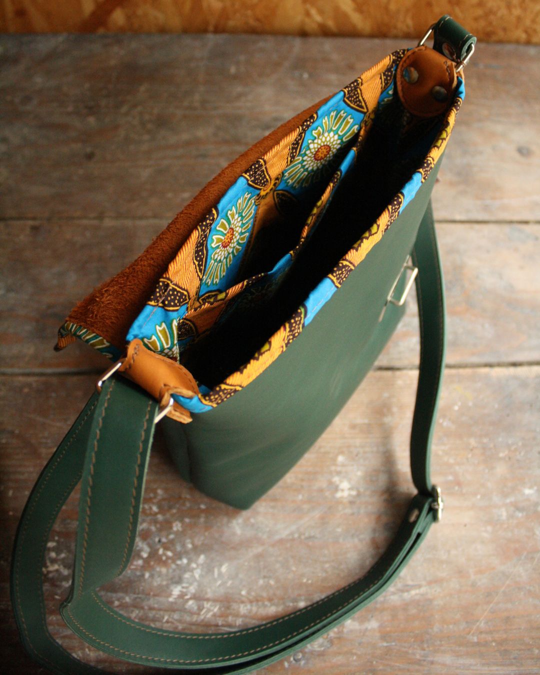 Sac Maïko en cuir vert et camel