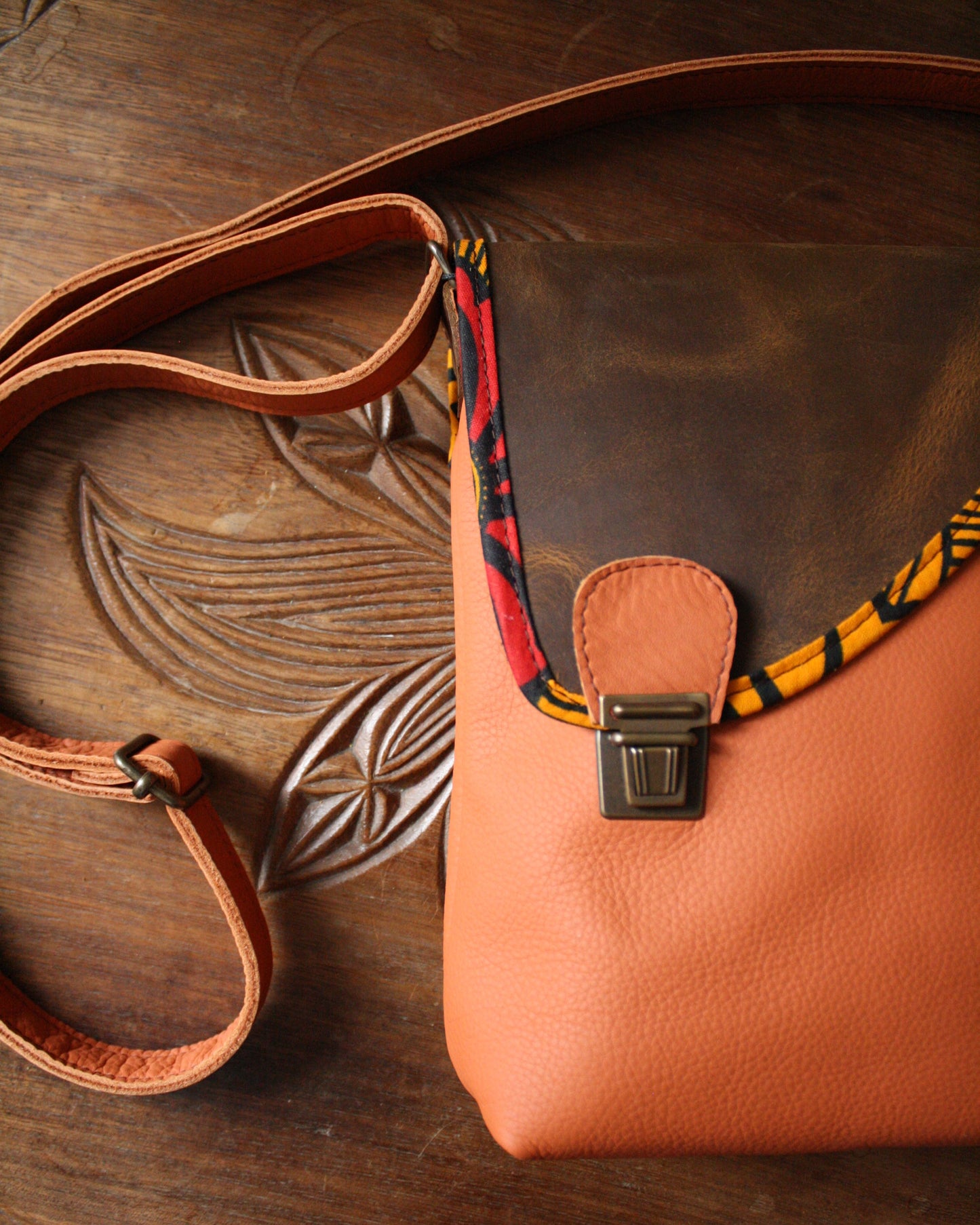 Sac Maïko en cuir orange et marron vieilli