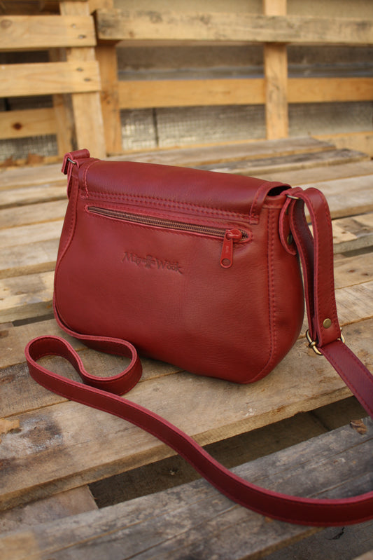 Besace Ninou en cuir bordeaux