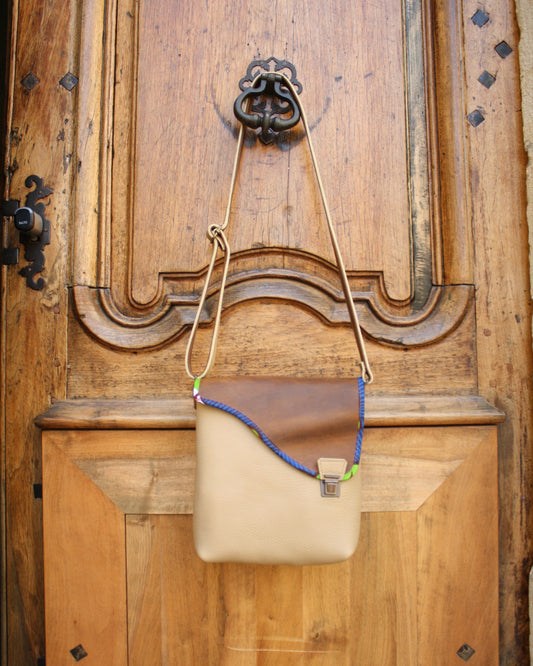 Sac Maïko en cuir beige et marron vieilli