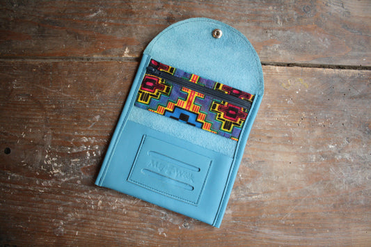 Blague à tabac cuir bleu clair N°3