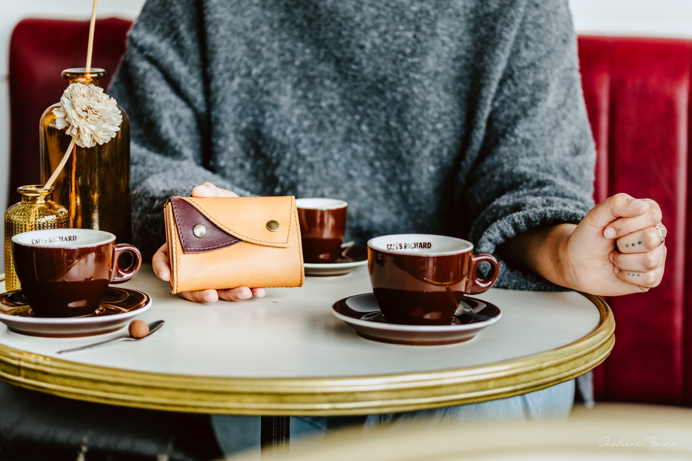 Portefeuille en cuir artisanal
